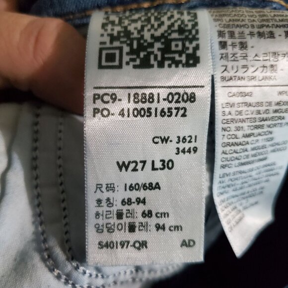 Levis Jeans Womens 27 Blue 711 Skinny Stretch Denim - Picture 3 of 13